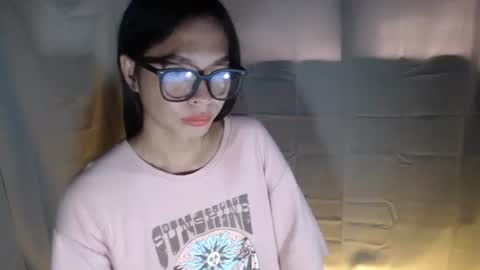 Laylia3 online show from 24, 10, 2025