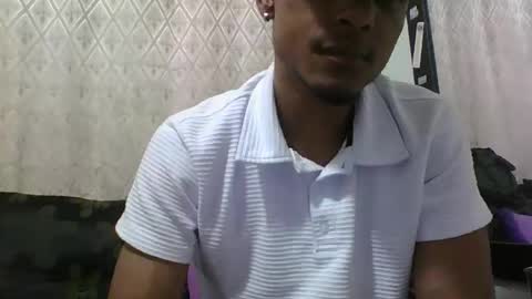 Snapshot of sexyleon69 chatting on 17, 5, 2026 Sexy leon online show from 17, 5, 2026