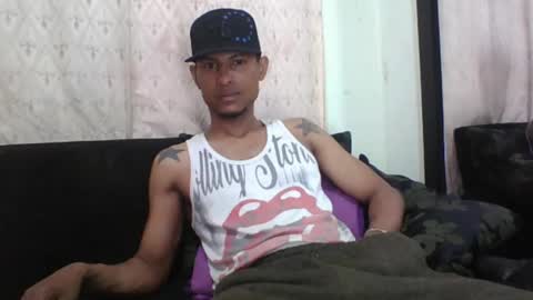 Snapshot of sexyleon69 chatting on 4, 6, 2026 Sexy leon online show from 4, 6, 2026