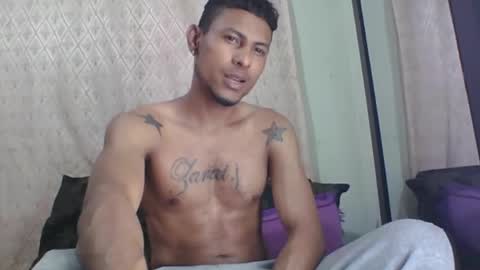 Snapshot of sexyleon69 chatting on 10, 6, 2026 Sexy leon online show from 10, 6, 2026