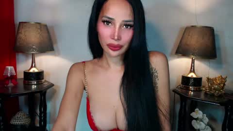 Snapshot of sexylusty2258 chatting on 8, 7, 2026 Queen Sofia online show from 8, 7, 2026