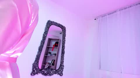 Snapshot of sexyly_fit chatting on 18, 2, 2026 Alicia online show from 18, 2, 2026