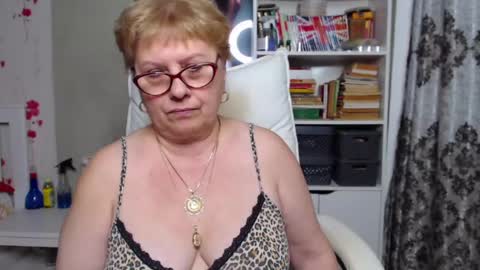 sexylynette4u online show from 5, 12, 2024
