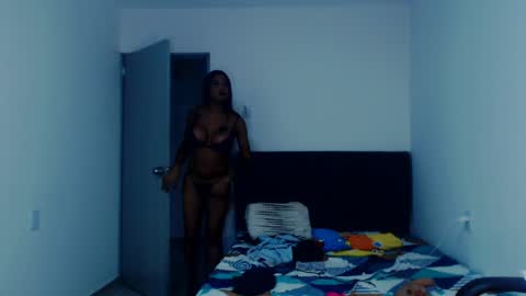 Snapshot of sexynatalia25 chatting on 12, 12, 2024 Natalia Duran online show from 12, 12, 2024