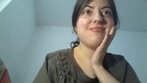 Snapshot of sexynyu18 chatting on 12, 10, 2025 Alex online show from 12, 10, 2025