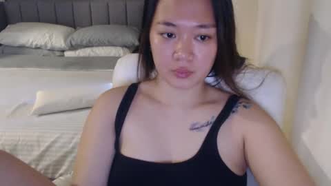 sexypenguin13 online show from 12, 12, 2024