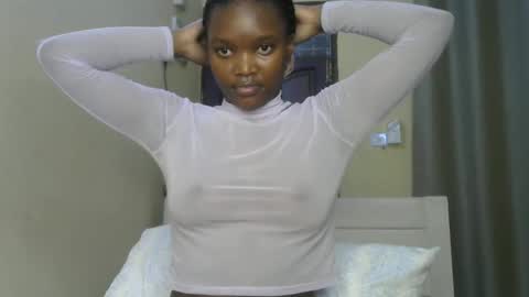 Lee online show from 4, 3, 2025