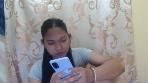 sexypetiteraine online show from 8, 8, 2026