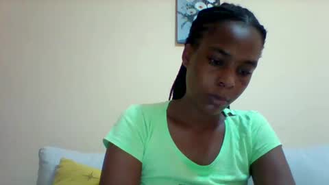 Snapshot of sexyqueen3457132 chatting on 31, 1, 2025 DOVY ACHIENG online show from 31, 1, 2025
