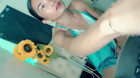 Snapshot of sexyshinixx chatting on 9, 10, 2025 sexyshinixx online show from 9, 10, 2025