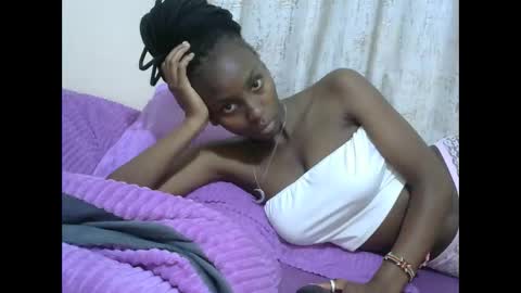 Snapshot of sexytinyy chatting on 6, 2, 2026 maria online show from 6, 2, 2026