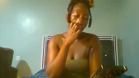 VIVIAN online show from 9, 3, 2025