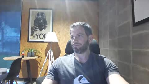 Snapshot of shad0w_hunter chatting on 16, 1, 2025 shad0w_hunter online show from 16, 1, 2025