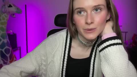 Snapshot of shadebabe chatting on 20, 1, 2025 shadebabe online show from 20, 1, 2025