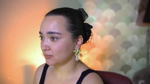 Lily  online show from 19, 12, 2025