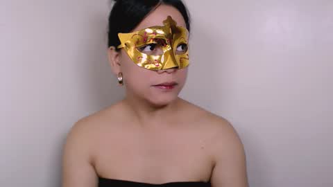 Snapshot of shadowseductress chatting on 3, 2, 2026 shadowseductress online show from 3, 2, 2026