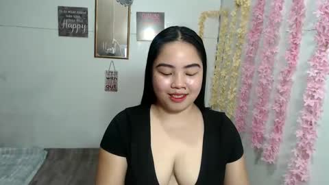 Snapshot of shamcysupsup chatting on 1, 2, 2025 Shamcy online show from 1, 2, 2025