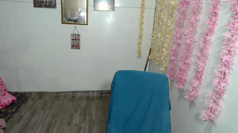 Snapshot of shamcysupsup chatting on 10, 2, 2025 Shamcy online show from 10, 2, 2025