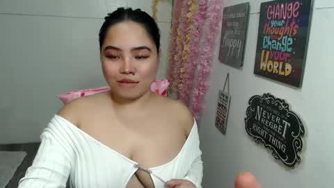 Snapshot of shamcysupsup chatting on 1, 3, 2025 Shamcy online show from 1, 3, 2025