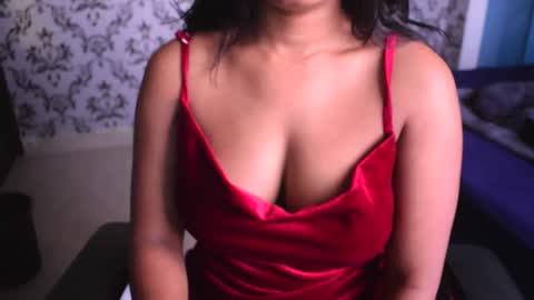 Snapshot of shanaya_indian chatting on 3, 12, 2024 shanaya indian online show from 3, 12, 2024