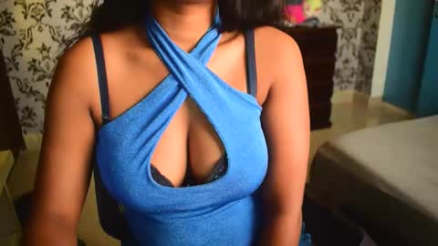 Snapshot of shanaya_indian chatting on 17, 9, 2025 shanaya indian online show from 17, 9, 2025