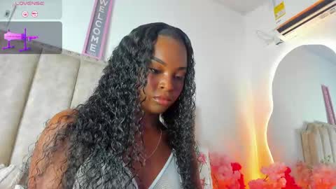 Snapshot of shanelwest7 chatting on 29, 4, 2026 Shanel online show from 29, 4, 2026