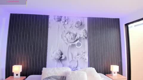 ShaniaDaniels online show from 5, 1, 2026