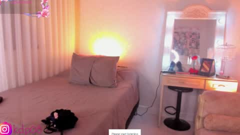 Snapshot of shannol_ryan chatting on 16, 4, 2026 Shannol online show from 16, 4, 2026