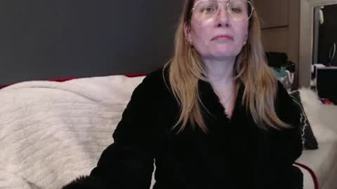 Snapshot of shannon07 chatting on 23, 2, 2025 Shannon07 online show from 23, 2, 2025