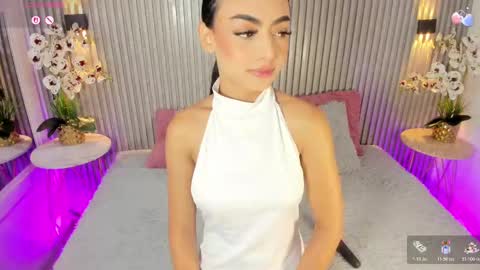 Snapshot of shanonclark chatting on 2, 11, 2025 SHANON online show from 2, 11, 2025