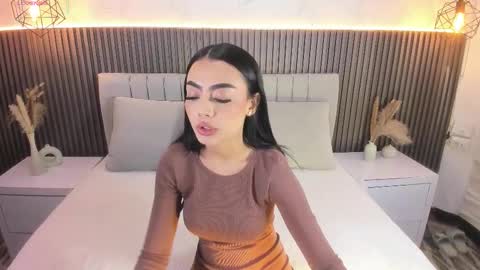 Snapshot of shanonclark chatting on 26, 11, 2025 SHANON online show from 26, 11, 2025