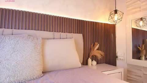 Snapshot of shanonclark chatting on 3, 12, 2025 SHANON online show from 3, 12, 2025