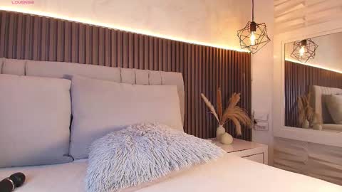 Snapshot of shanonclark chatting on 15, 12, 2025 SHANON online show from 15, 12, 2025