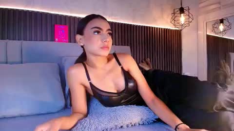 Snapshot of shanonclark chatting on 4, 2, 2026 SHANON online show from 4, 2, 2026