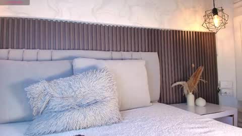 Snapshot of shanonclark chatting on 18, 2, 2026 SHANON online show from 18, 2, 2026