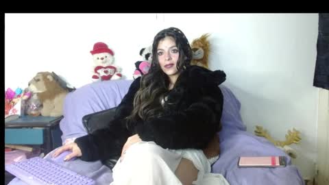 Snapshot of shantal_houston chatting on 23, 5, 2026 Shantal online show from 23, 5, 2026