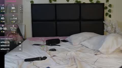 Snapshot of shanty_hugs chatting on 26, 1, 2025 shanty_hugs online show from 26, 1, 2025