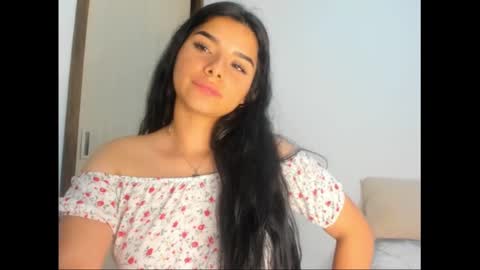 Snapshot of shara_jones chatting on 22, 2, 2025 Sara online show from 22, 2, 2025