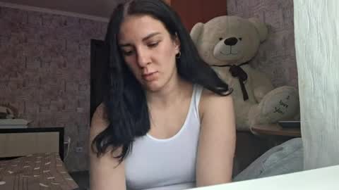 Snapshot of sharicehollinghead chatting on 1, 6, 2026 Viki3 online show from 1, 6, 2026