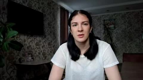 Snapshot of sharicehollinghead chatting on 3, 6, 2026 Viki3 online show from 3, 6, 2026