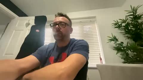 Snapshot of sharksboy16 chatting on 2, 2, 2025 Sharksboy online show from 2, 2, 2025