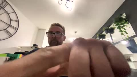 Snapshot of sharksboy16 chatting on 27, 2, 2026 Sharksboy online show from 27, 2, 2026