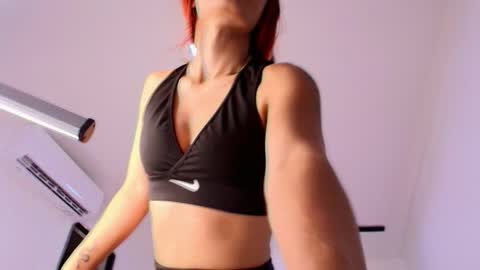 Sharlott online show from 14, 1, 2026