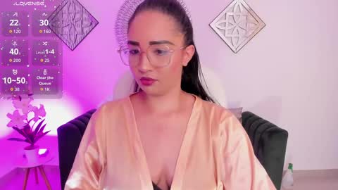 Snapshot of sharon_breezee chatting on 12, 9, 2025 sharon_breezee online show from 12, 9, 2025