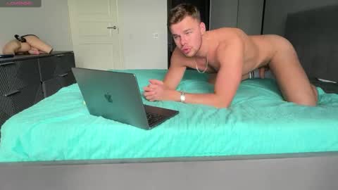 Snapshot of shavarace1 chatting on 7, 3, 2025 cumshoters online show from 7, 3, 2025