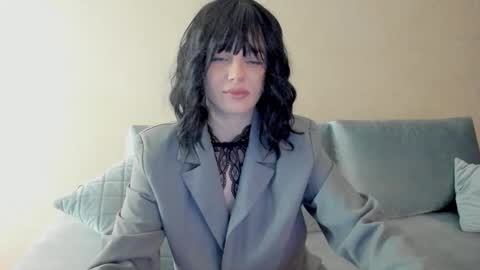 Sue online show from 18, 12, 2025