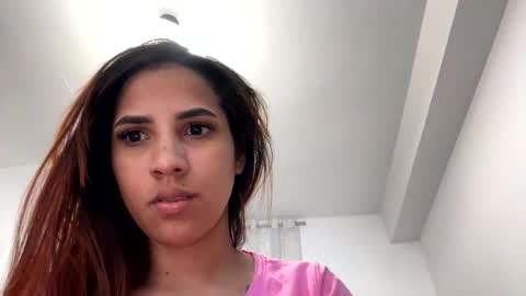 Shayla Davis  online 240 pm - 1000 pm online show from 26, 3, 2026