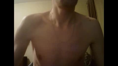 Snapshot of shedevr02 chatting on 31, 1, 2025 Roger online show from 31, 1, 2025