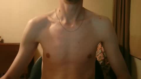 Snapshot of shedevr02 chatting on 16, 9, 2025 Roger online show from 16, 9, 2025