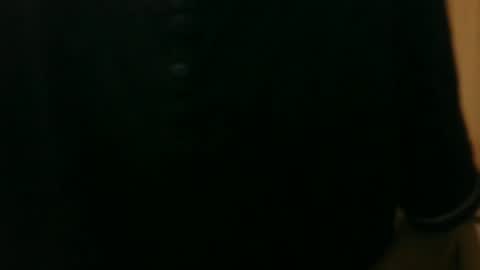 Snapshot of shedevr02 chatting on 17, 10, 2025 Roger online show from 17, 10, 2025